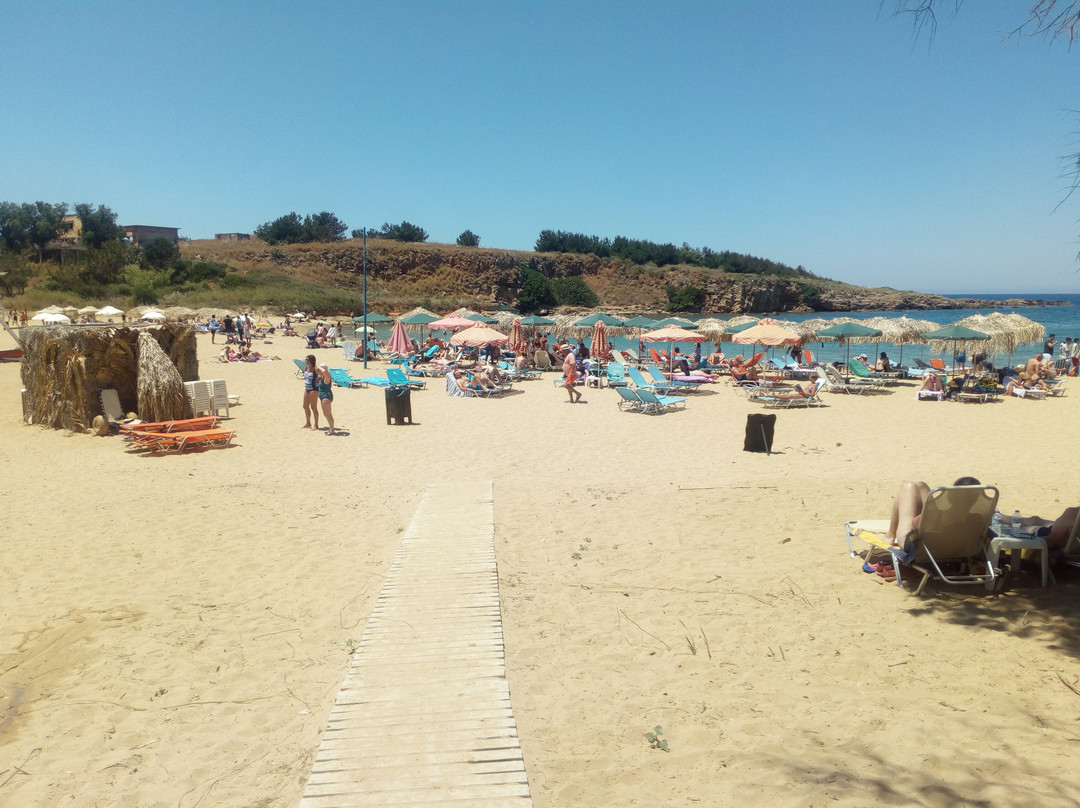 Lotus Hotel Apartments主图