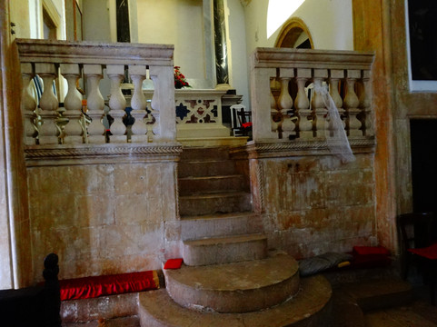 Dominikanski Samostan Sv. Kriza-Arbanija必去景点