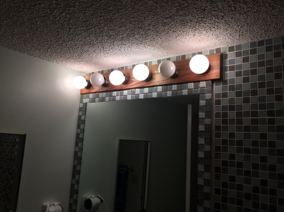 Englewood Beach and Yacht Club主图