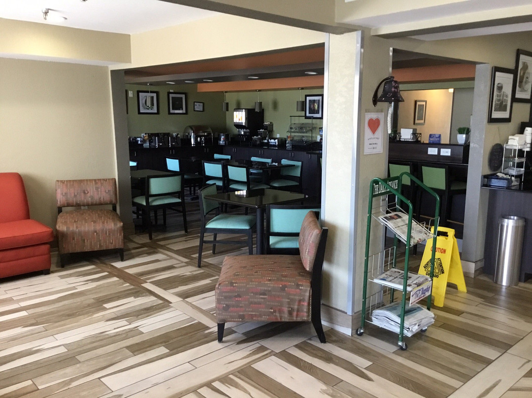 Baymont by Wyndham Elizabeth City主图