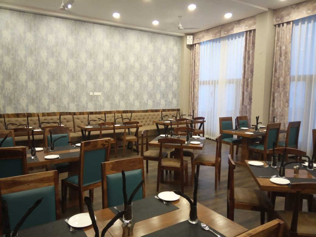 Mount Himalayan Hotel & Spa主图