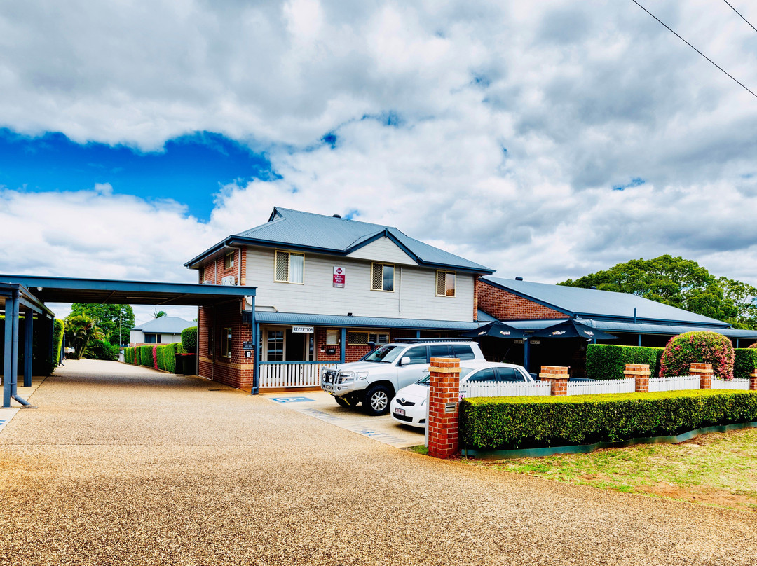 Ambassador on Ruthven Motel主图