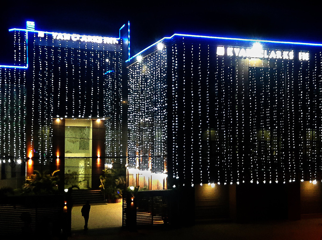 Hotel Kyan Clarks Inn Sultanpur主图