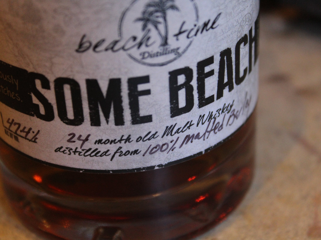 Beach Time Distilling-刘易斯必去景点