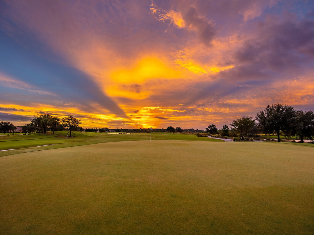 River Hall Country Club-Alva必去景点