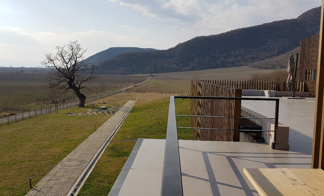 Nelkarisi (Friends' Cellar)景点图片