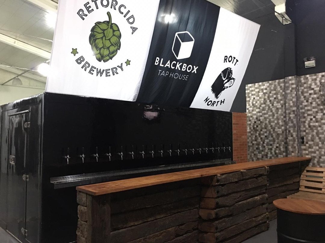 Massaranduba旅游景点-BlackBox Tap House