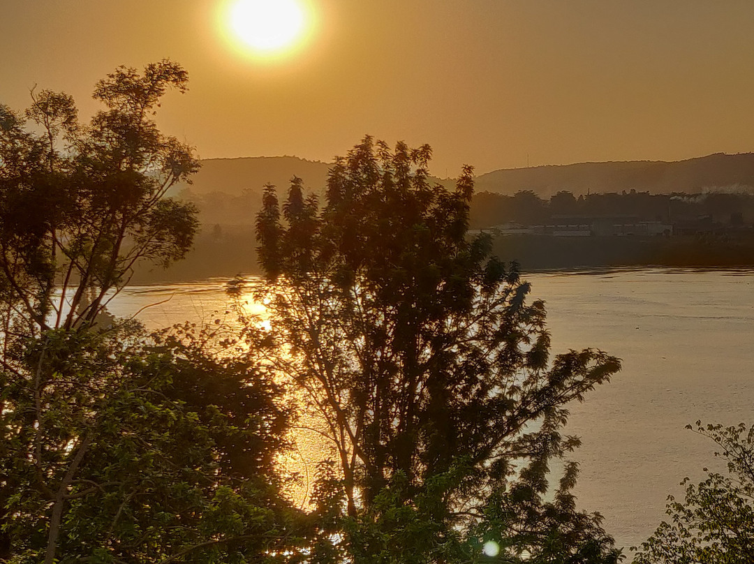 Sunset International Hotel主图