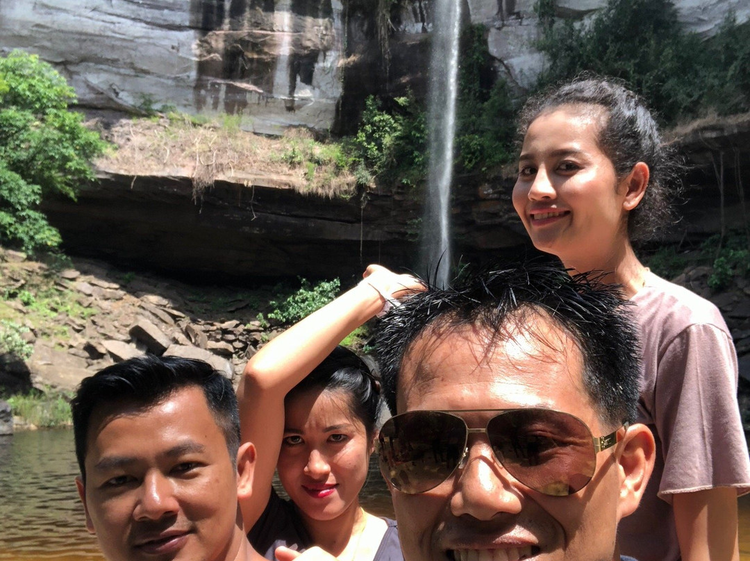 Huai Luang Waterfall-那乍雷必去景点