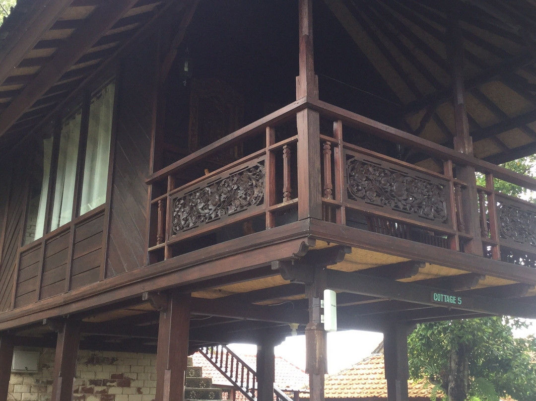 迈奈赫梁简易别墅主图