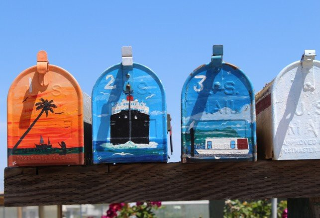 Napa St painted Mailboxes-索萨利托必去景点