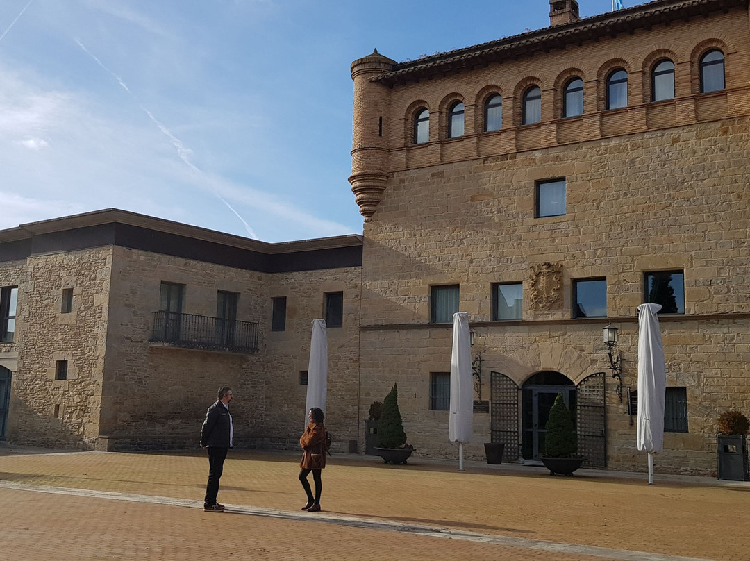 格雷埃斯城堡高尔夫与水疗酒店主图