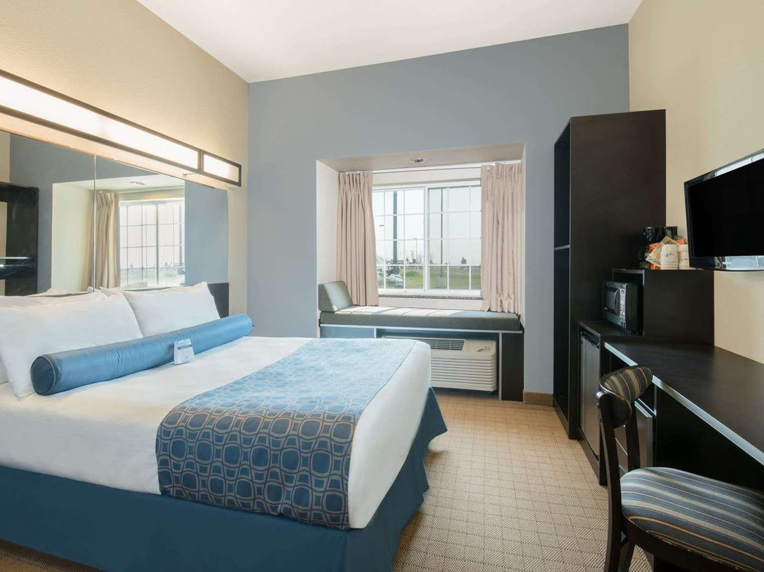 Microtel Inn & Suites by Wyndham Stanley主图