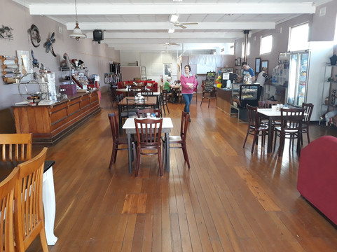 Ben Lomond餐馆和美食-Juneil's