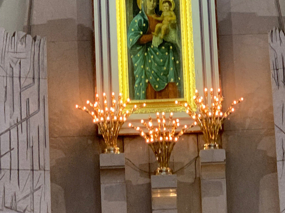 Santuario Madonna Consolatrice Del Carpinello景点图片