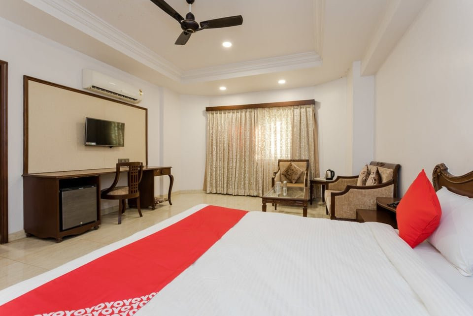 亚许瑞酒店主图