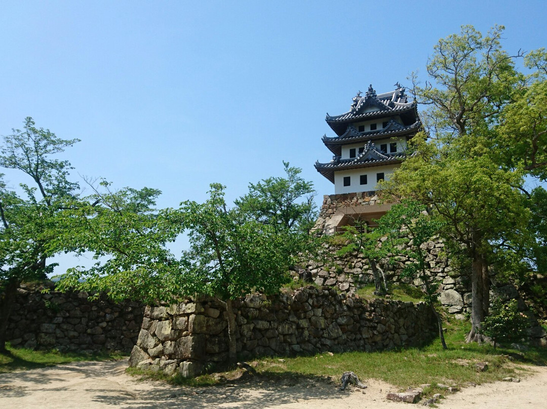 Mikumayama-sumoto Castle Ruins景点图片