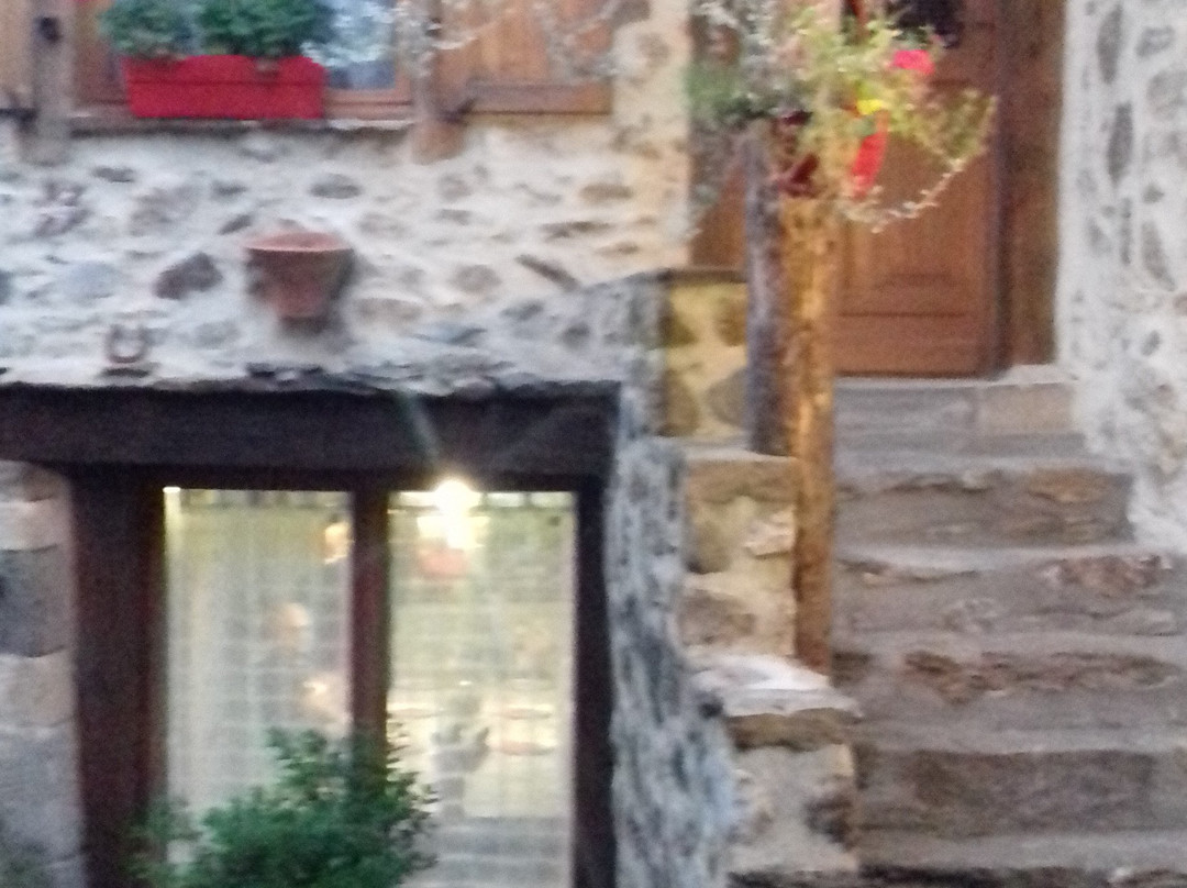 Chez Les Bougnats主图