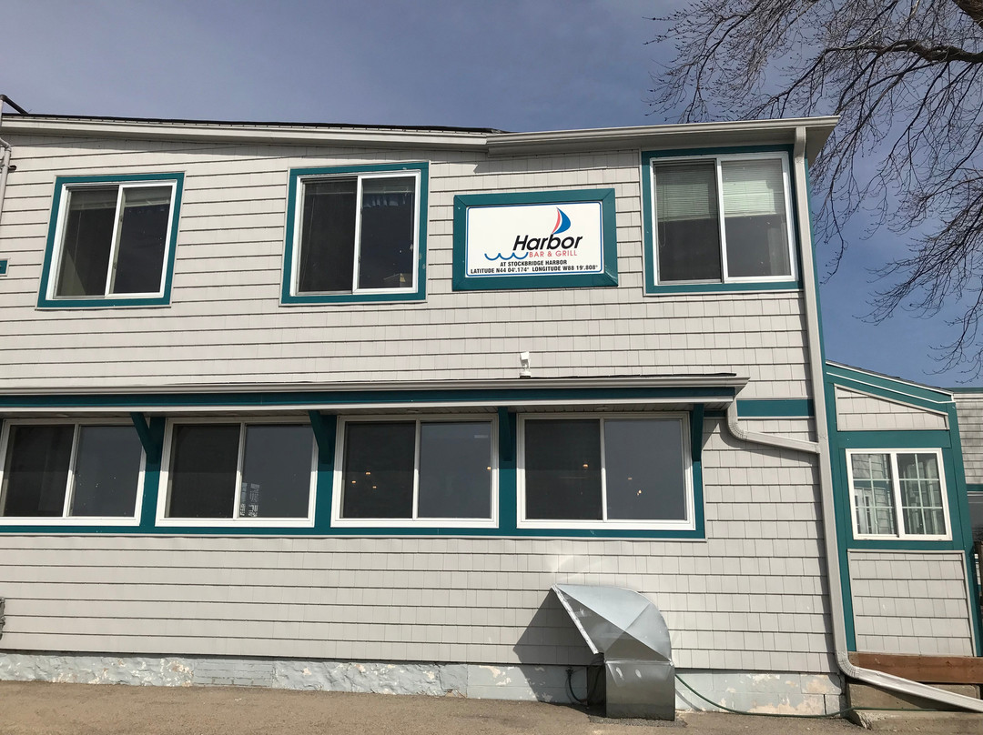 Chilton餐馆和美食-Harbor Bar