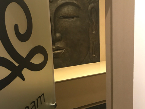 Deluxe Spa & Massage-地拉那必去景点