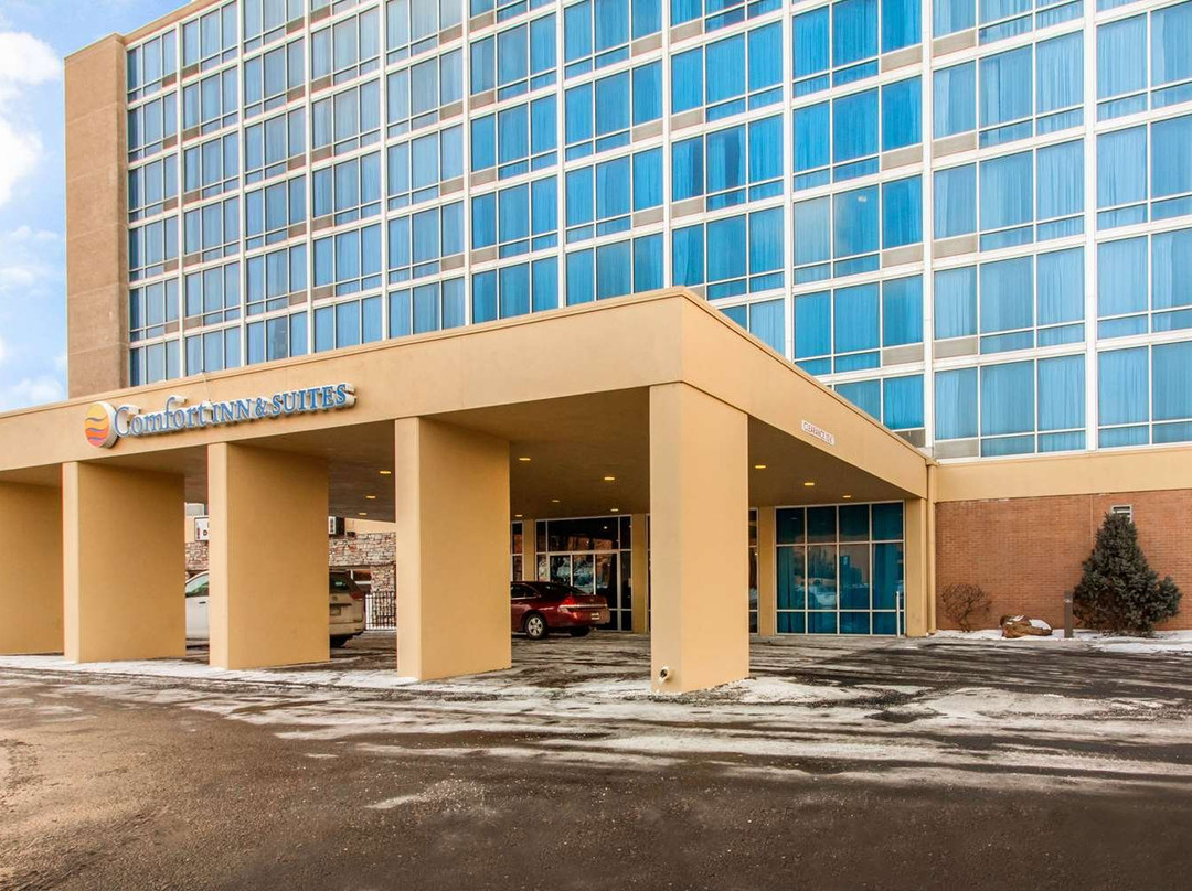 Comfort Inn & Suites Omaha Central主图