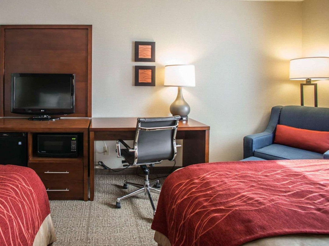 Quality Inn & Suites Boonville - Columbia主图