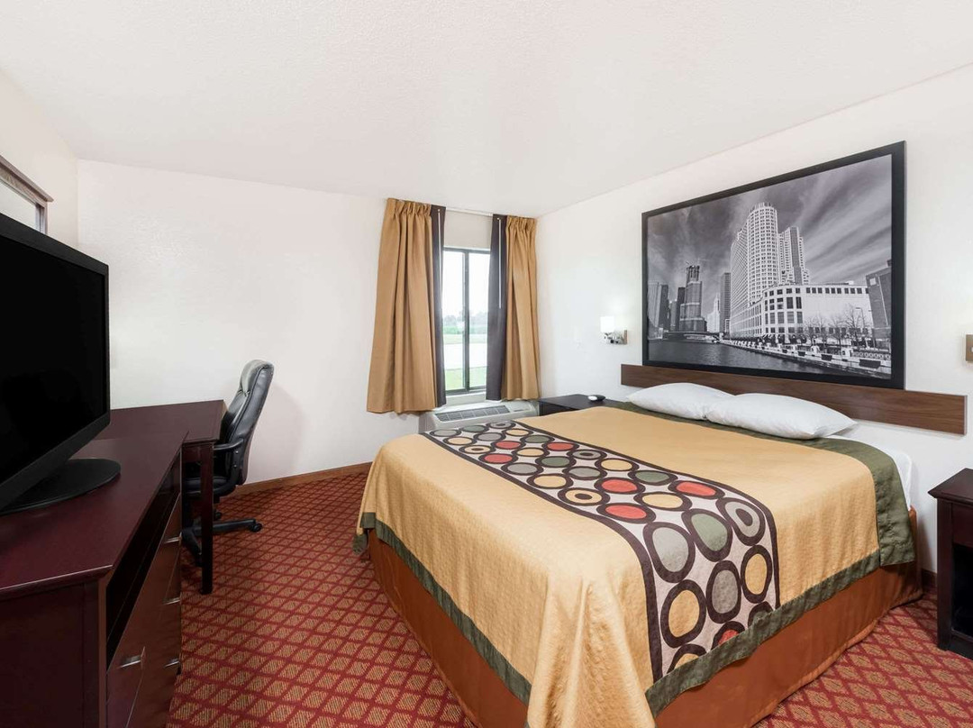 Super 8 by Wyndham Marshall主图