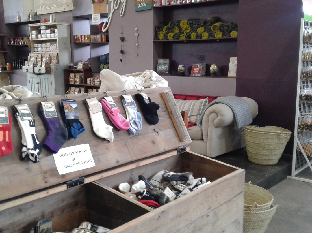 Porcupine Ceramics-The Crags必去景点