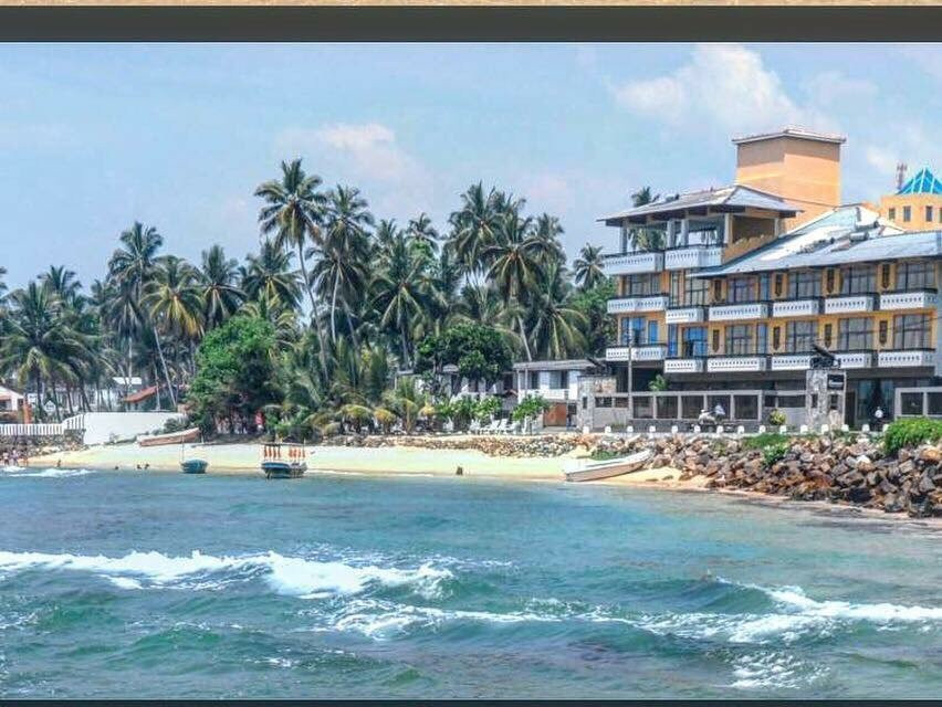 山弥拉文艺复兴酒店