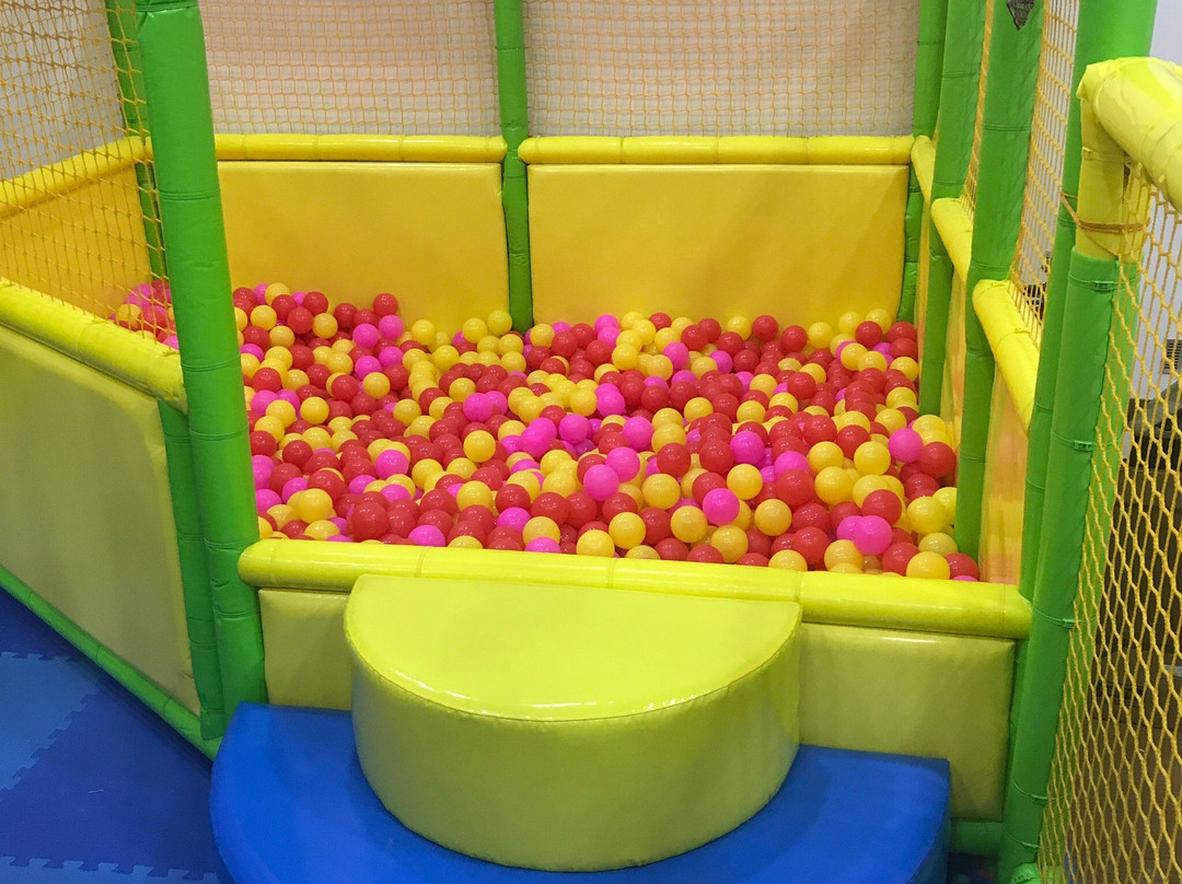 Loni Kalbhor旅游景点-Kiddington