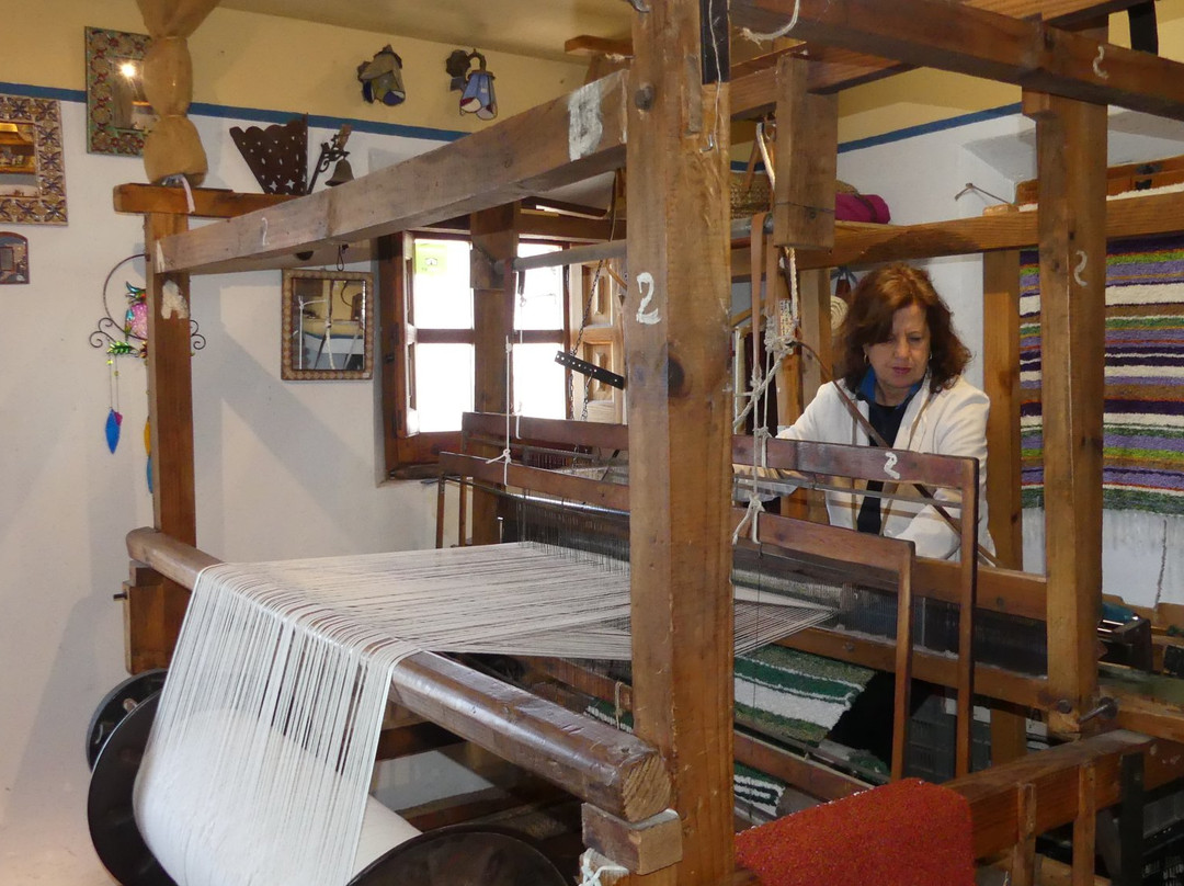 Telar de Jarapas Hilacar ArtesAna-布维翁必去景点