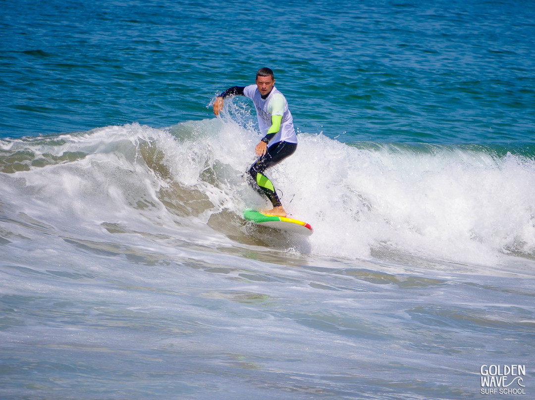 Golden Wave Surf School-洛杉矶必去景点