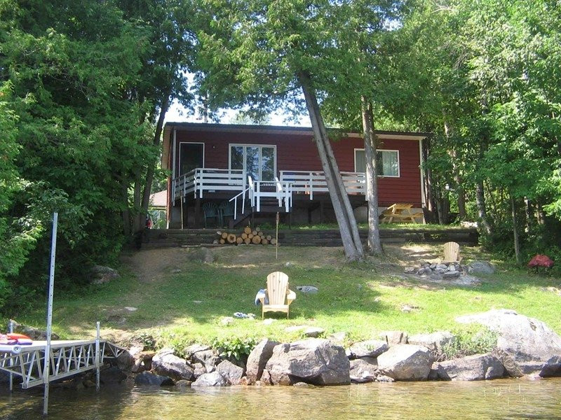 Barrys Bay Cottages