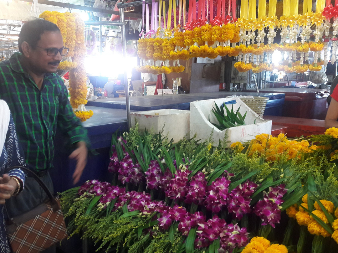 Talad Thai-空銮必去景点