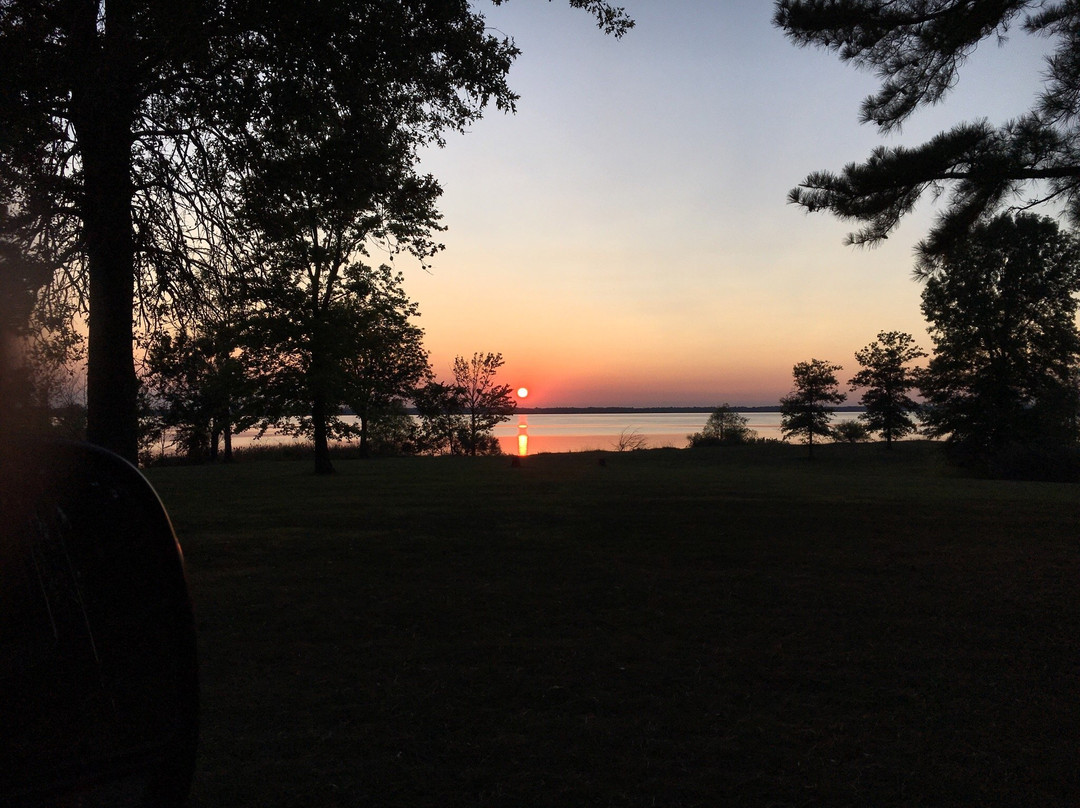 Wayne Fitzgerrell State Park-Whittington必去景点