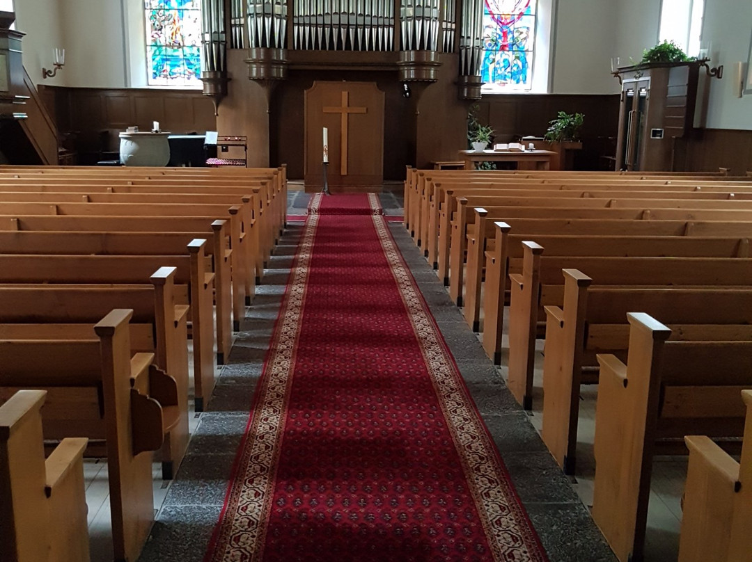 Lauterbrunnen Church-劳特布龙嫩必去景点