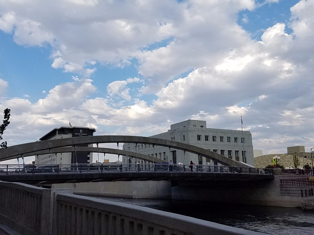 New Virginia Street Bridge-里诺必去景点