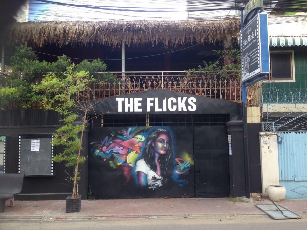 The Flicks Community Movie Theater-金边必去景点