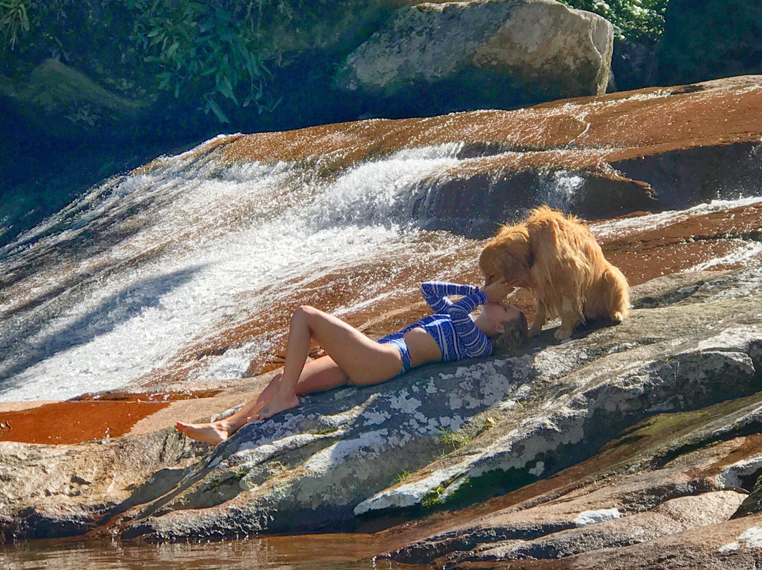 Lage Waterfall-伊利亚贝拉必去景点