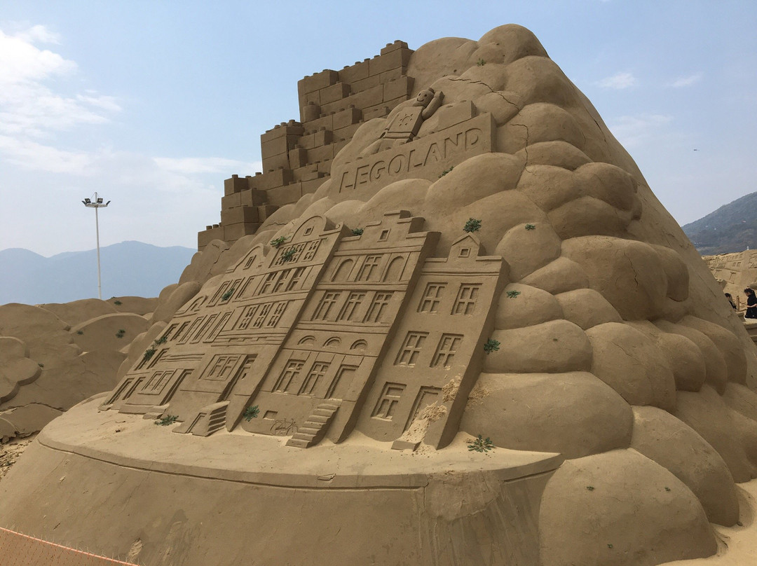 国际沙雕艺术广场-舟山市必去景点