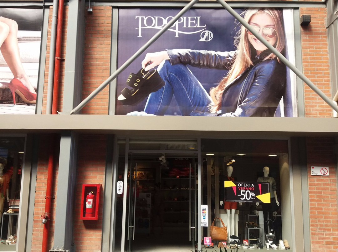 Easton Outlet Mall景点图片