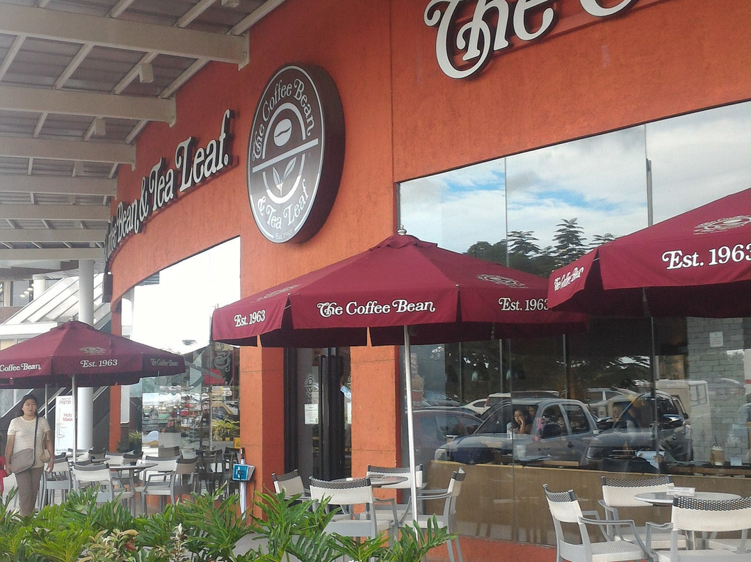 The Coffee Bean and Tea Leaf