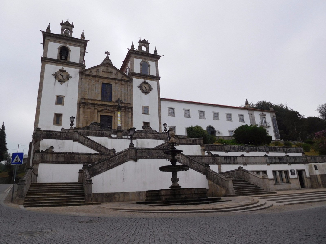 Convento Museu de Lóios-圣玛丽亚达费拉必去景点