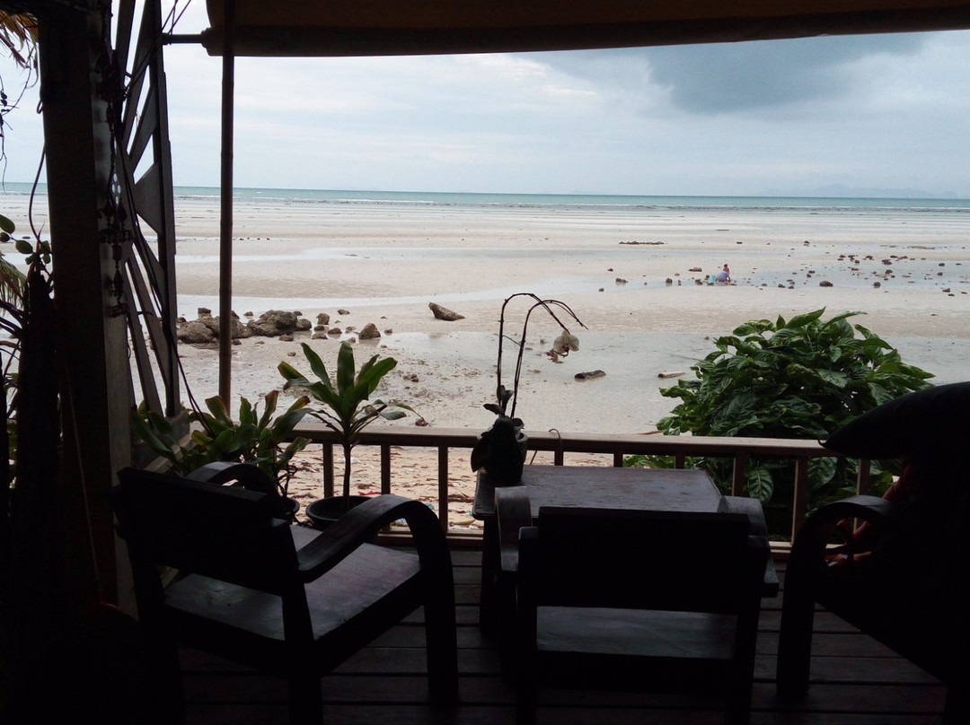 Maracuja Rum Bar & Backpacker