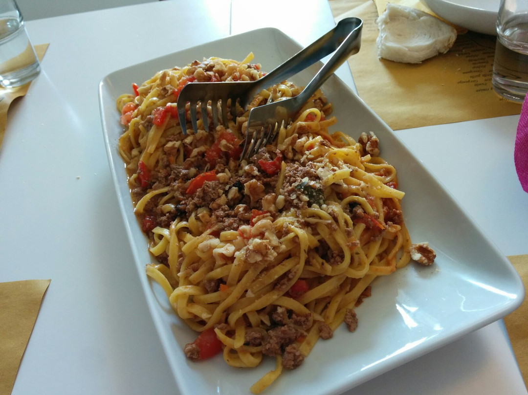 Offagna餐馆和美食-Dalle Donzelle Ristorante Bar