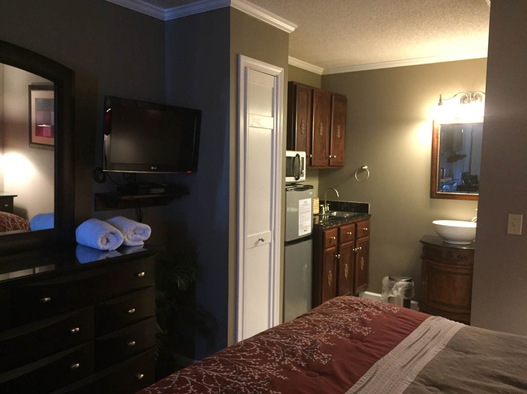 Causeway Inn