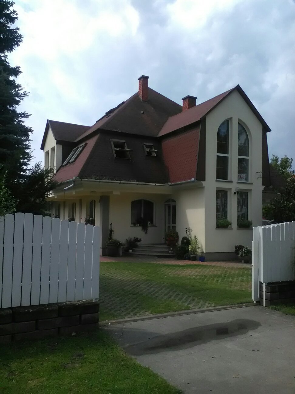 Perge Udulovilla-官方