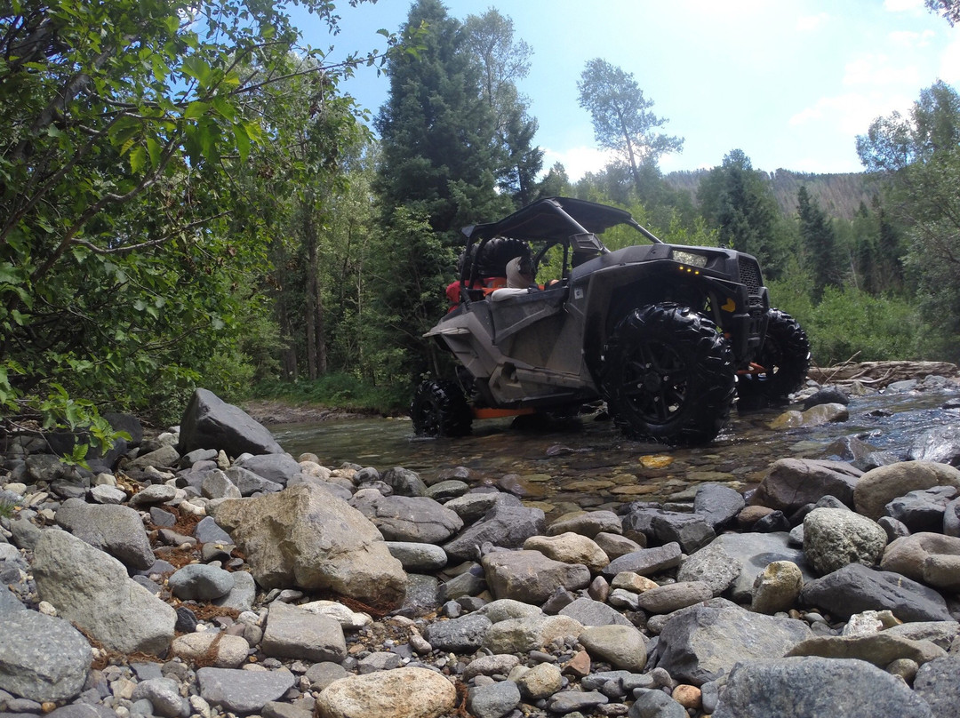 Elwood Pass-帕戈萨斯普林斯必去景点