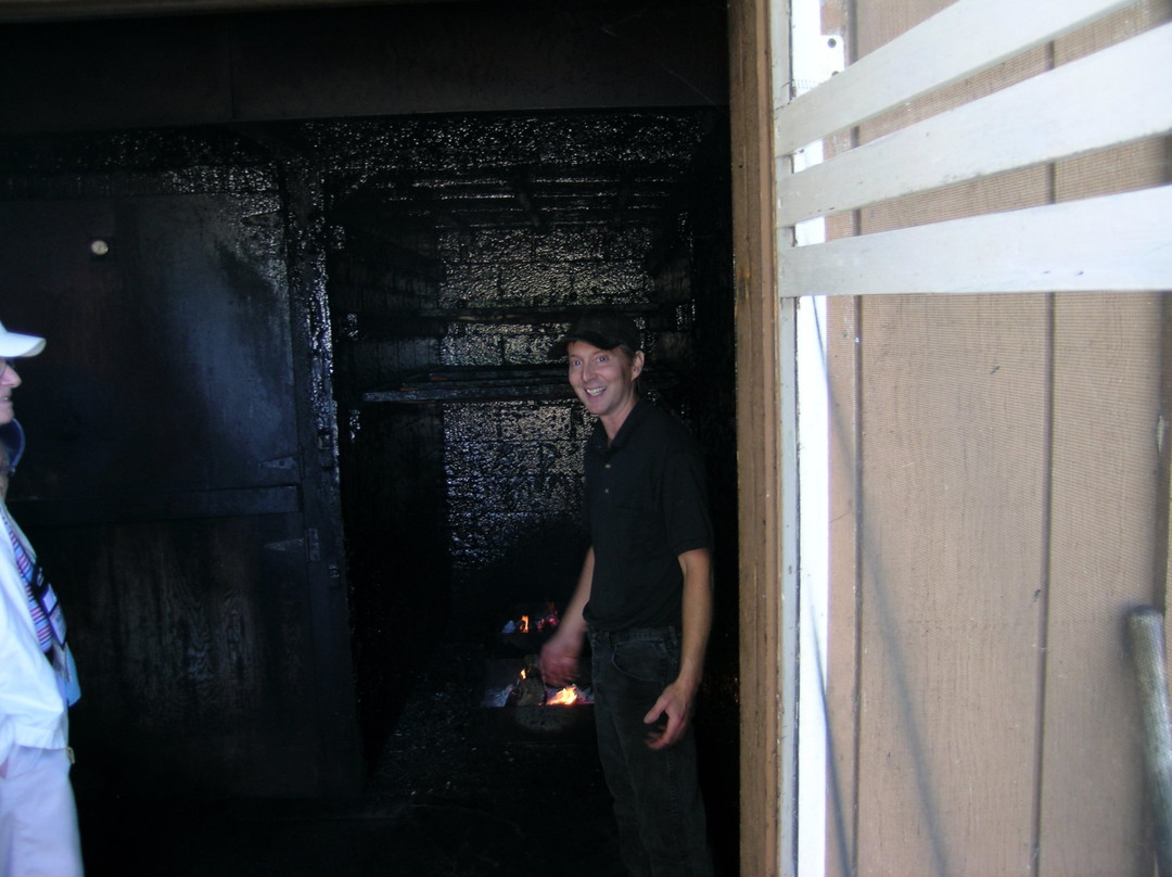 Charlie's Smokehouse-Gills Rock必去景点