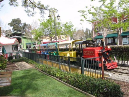 Nut Tree Plaza-瓦卡维尔必去景点